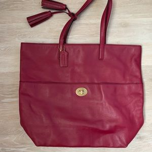 Coach Wine Shoulder Bag